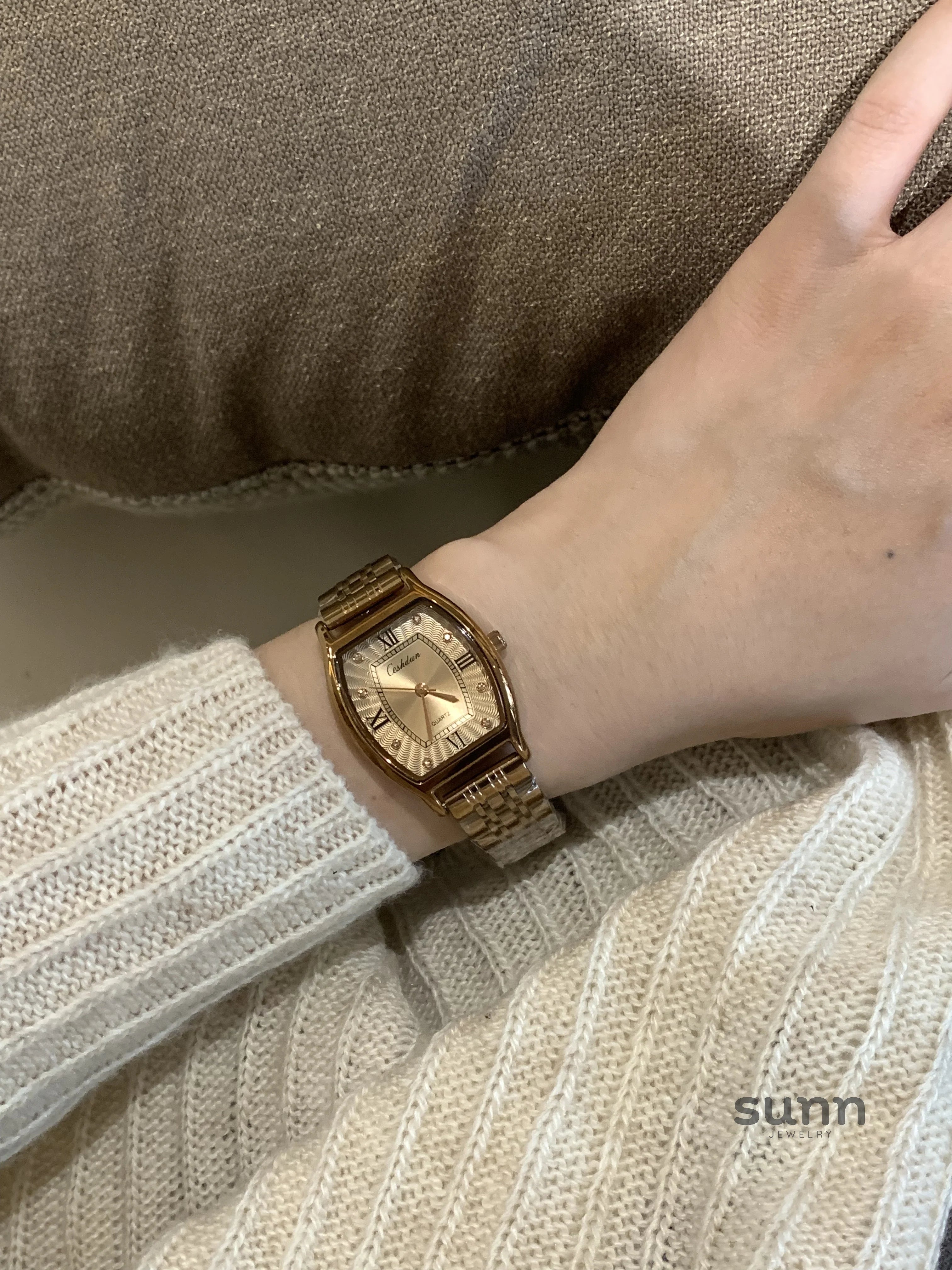 Evangeline Minimalist Square Watch