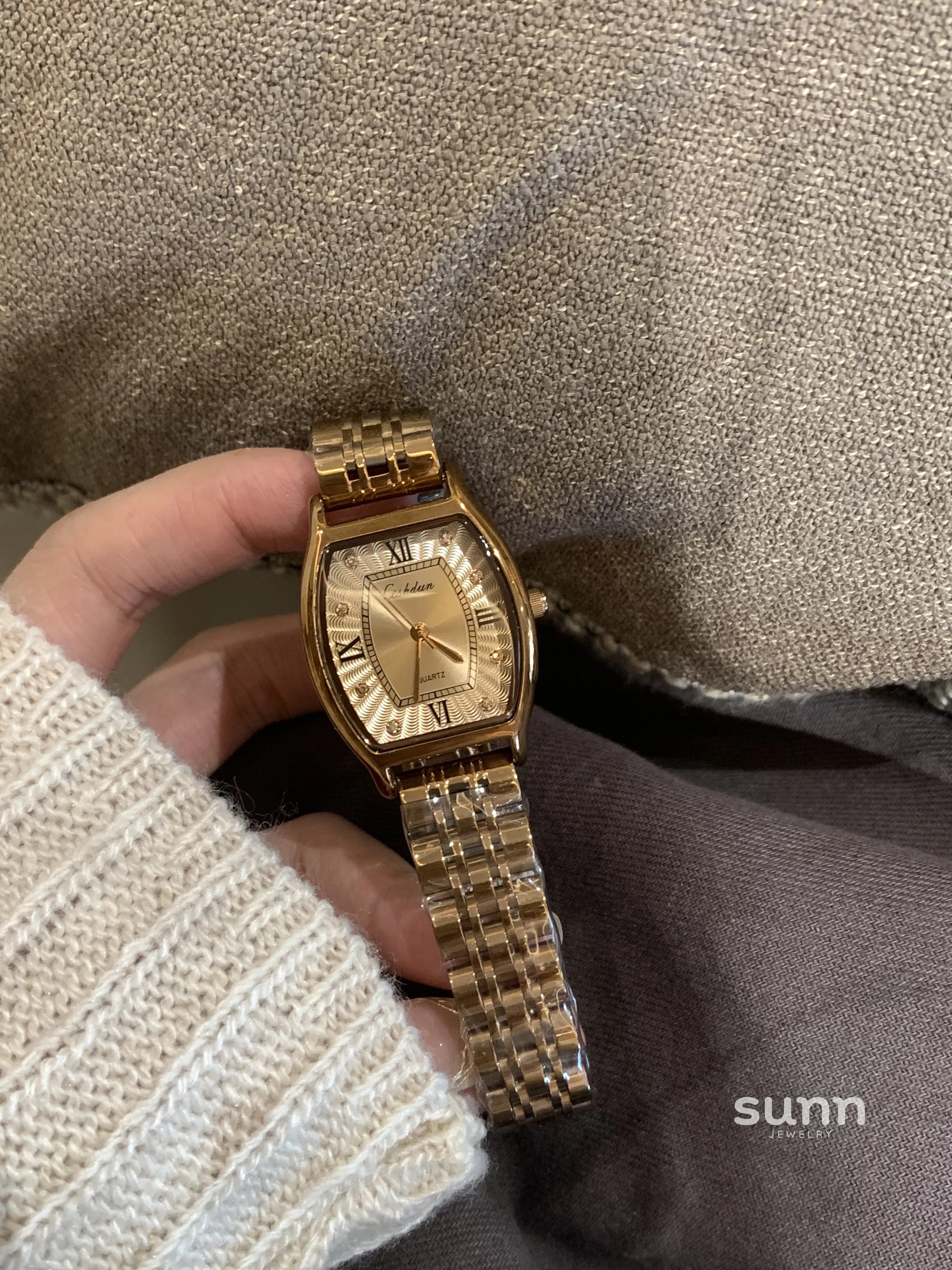 Evangeline Minimalist Square Watch