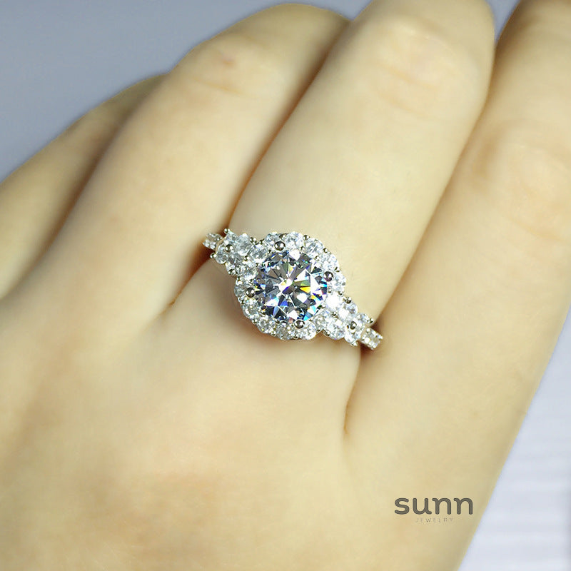 Evany D-Color Moissanite Ring Set [73TF7Z5K]