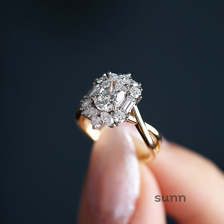Eveline Oval Statement Ring [KKMRM351]