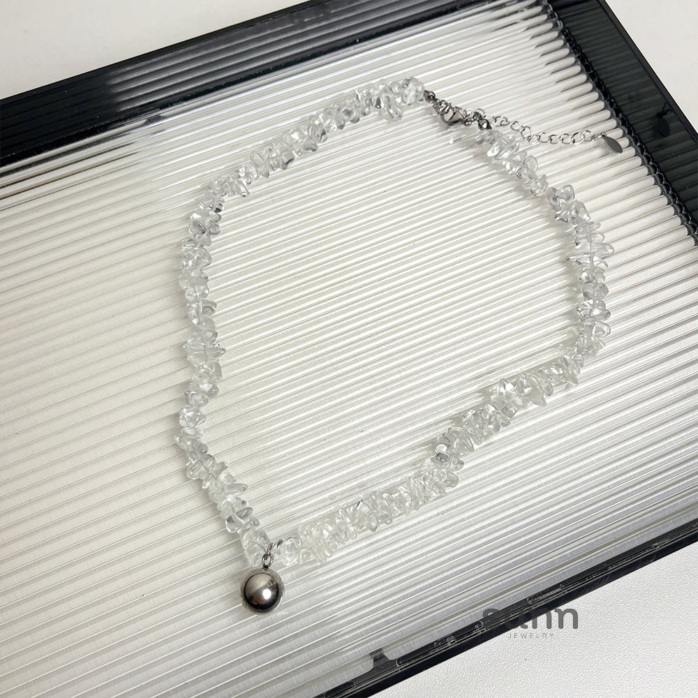 Evelyne Asymmetrical Crystal Necklace [TPJ2D87F]