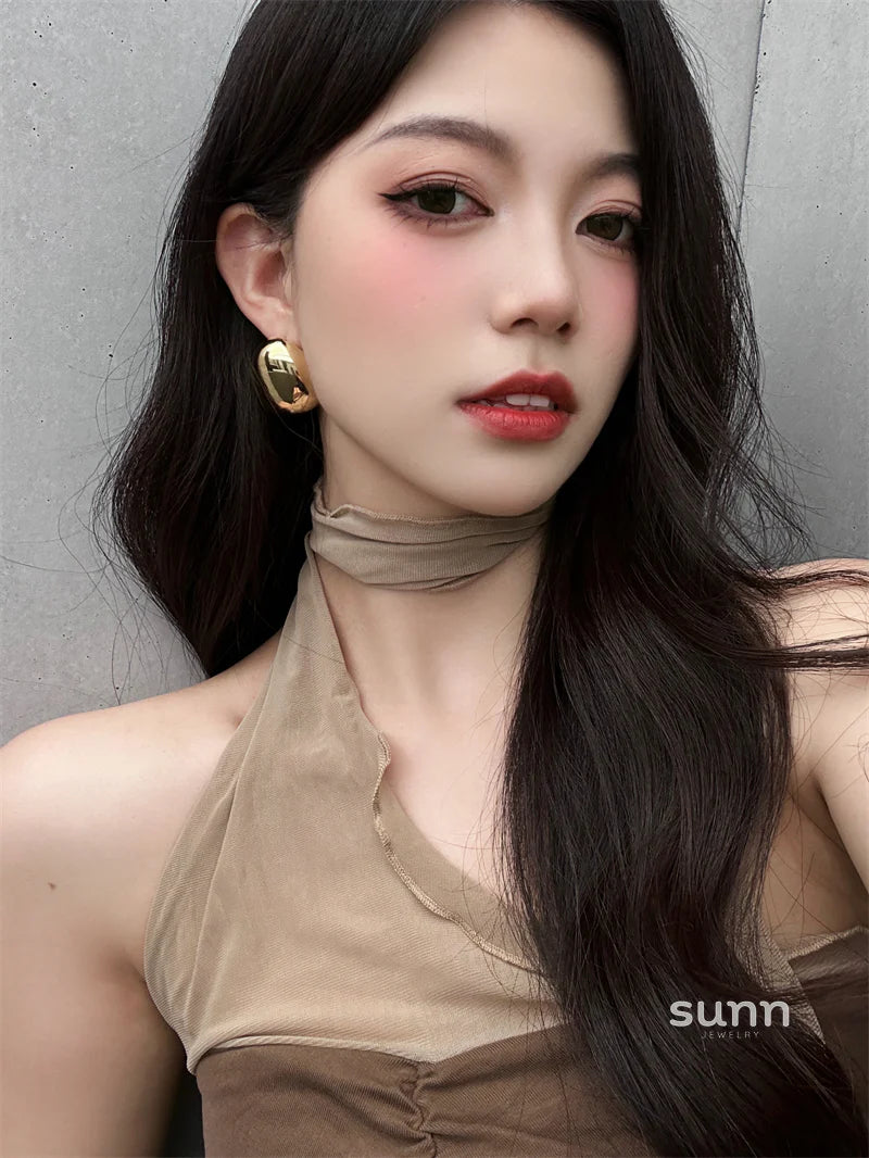 Evelynn Statement Oval Earrings