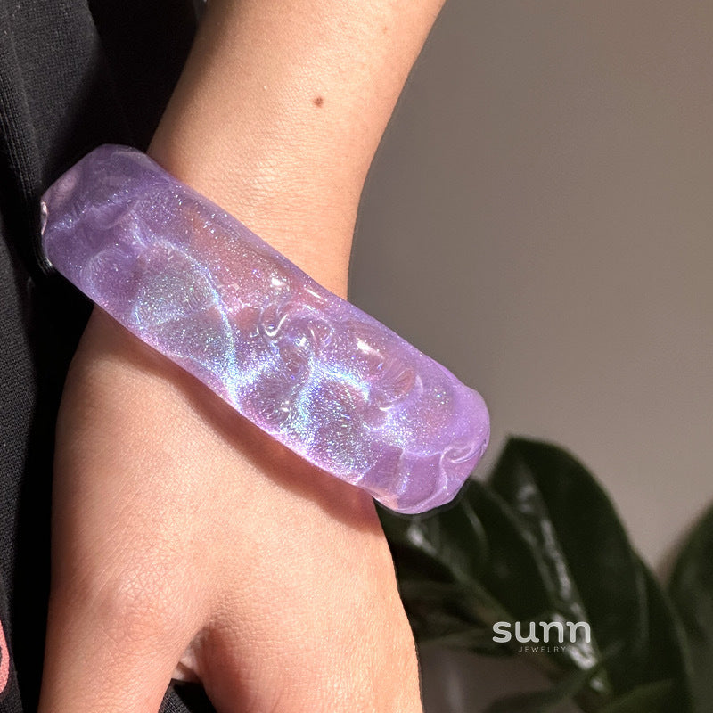 Evelynne Iridescent Glitter Bangle [CX1S3HNN]