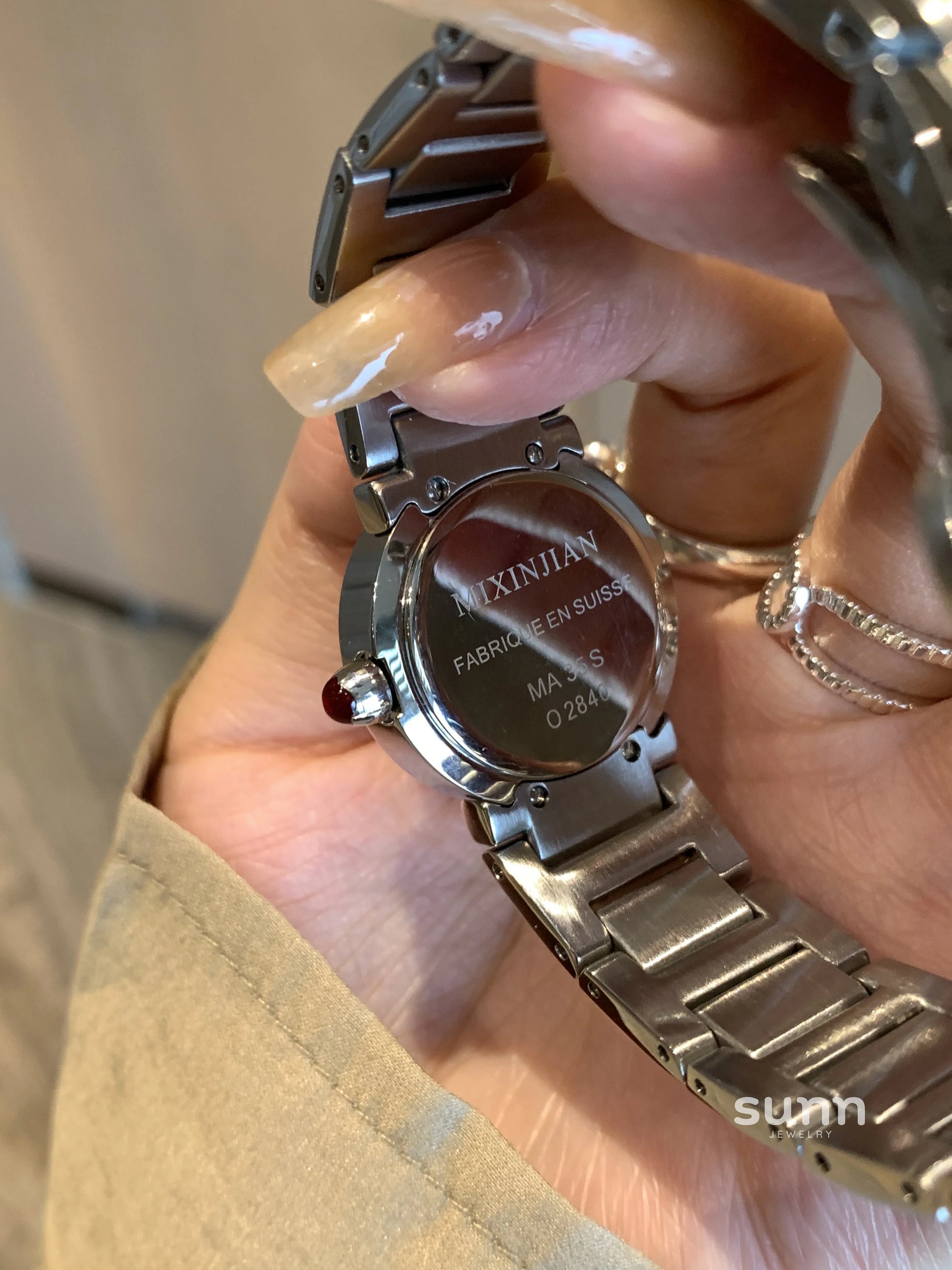 Everest Ruby Starry Watch