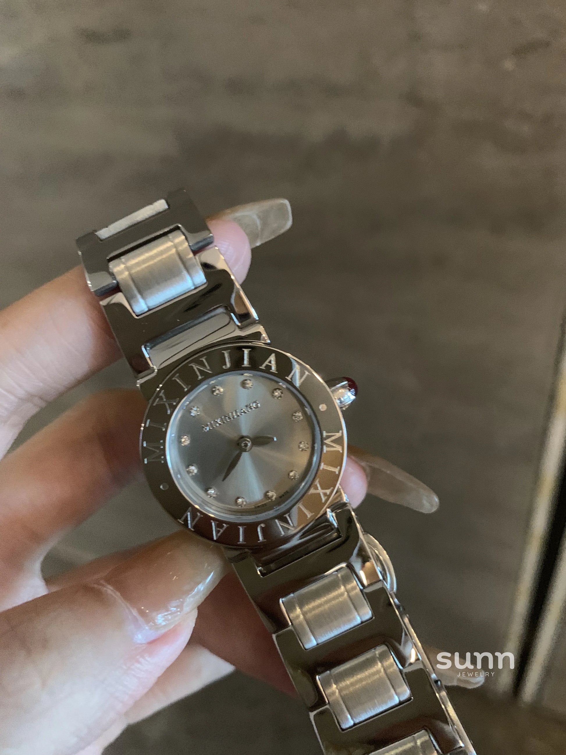 Everest Ruby Starry Watch