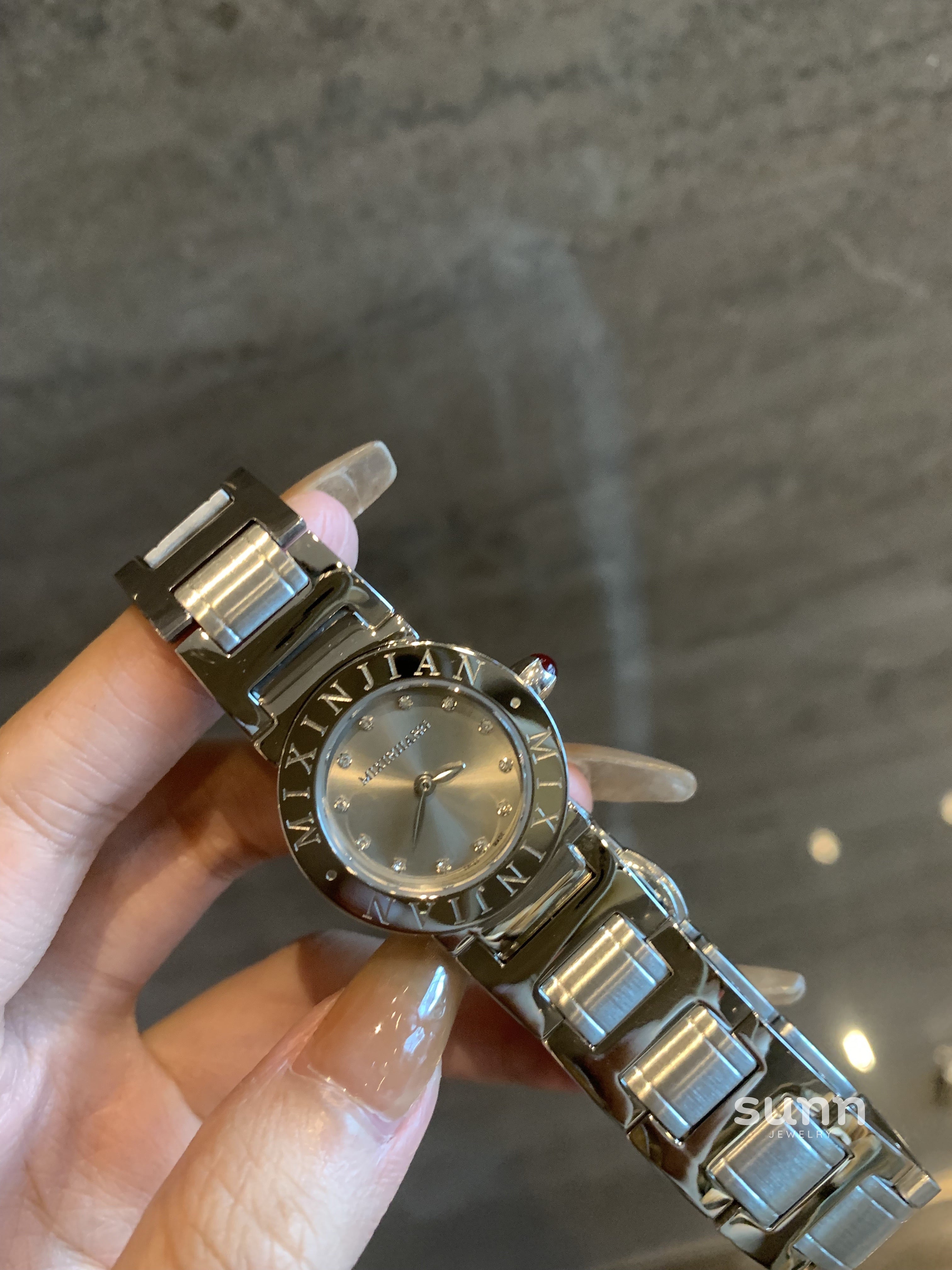 Everest Ruby Starry Watch