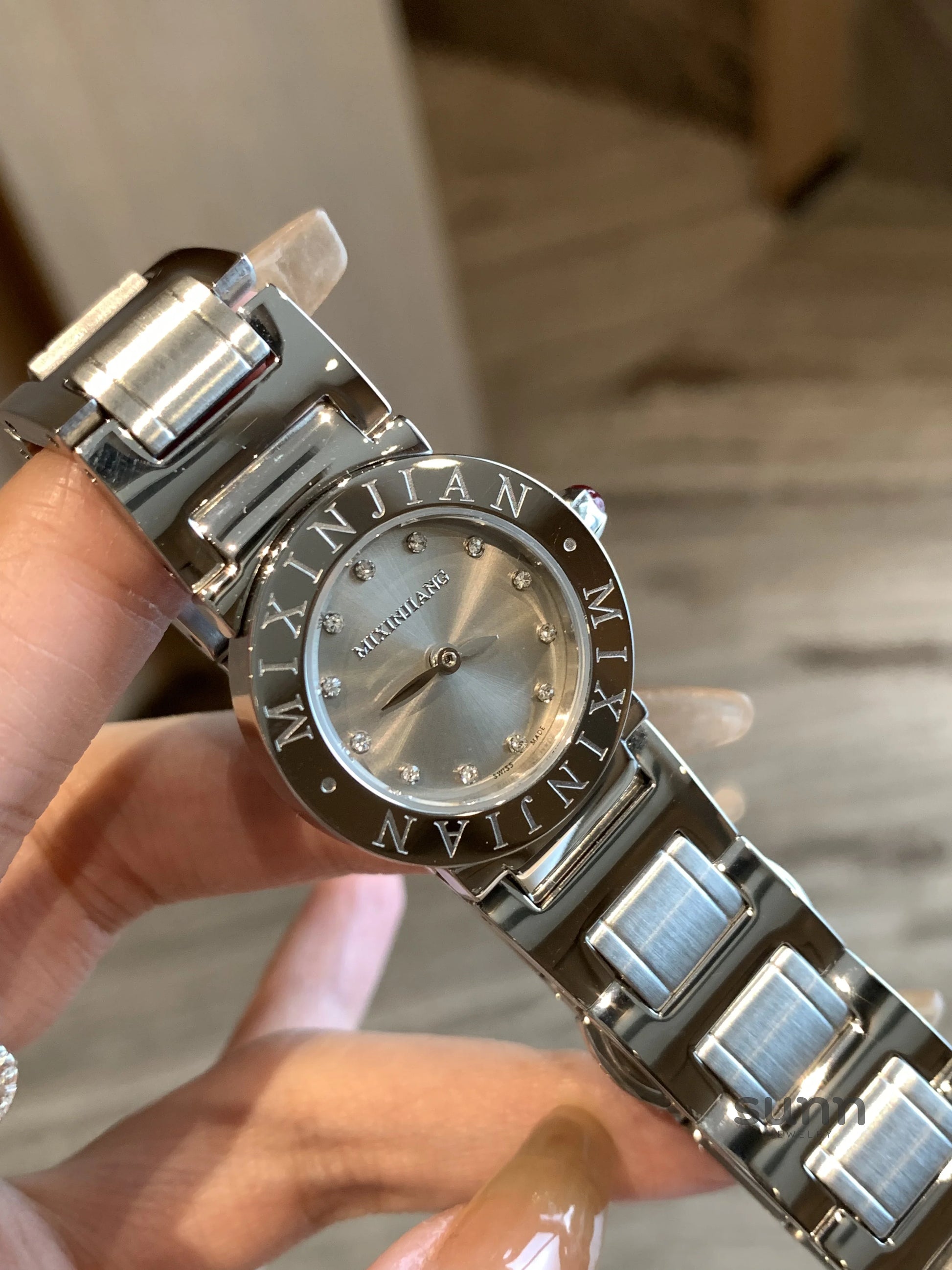 Everest Ruby Starry Watch