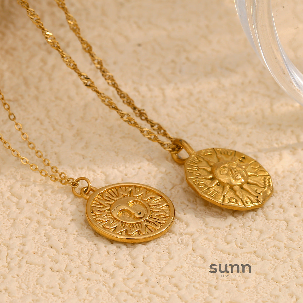 Everett Celestial Sun Necklace [U1OGKKSA]