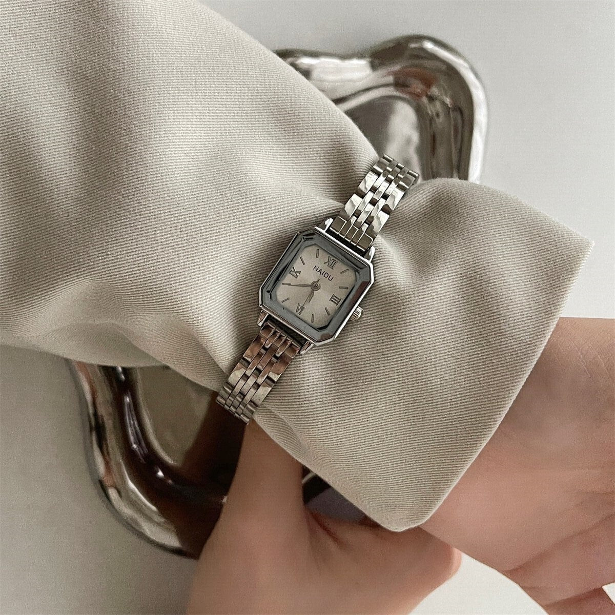 Everett Sleek Steel Watch [SSO4C925]