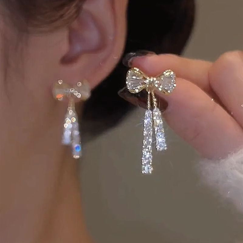 Everette Pave Bow Earrings [B0GT66RE]