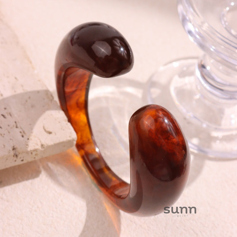 Everlee Abstract Resin Cuff [4FPVJZKV]