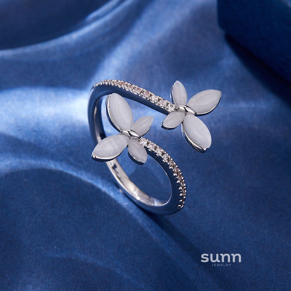 Everley Butterfly Adjustable Ring [RPWF5GJ1]