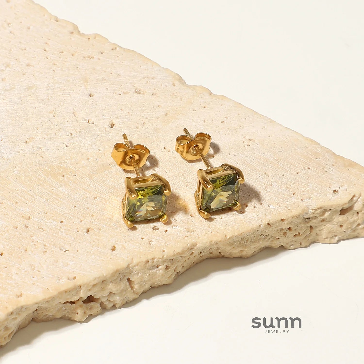 Evette Square Zircon Stud Earrings