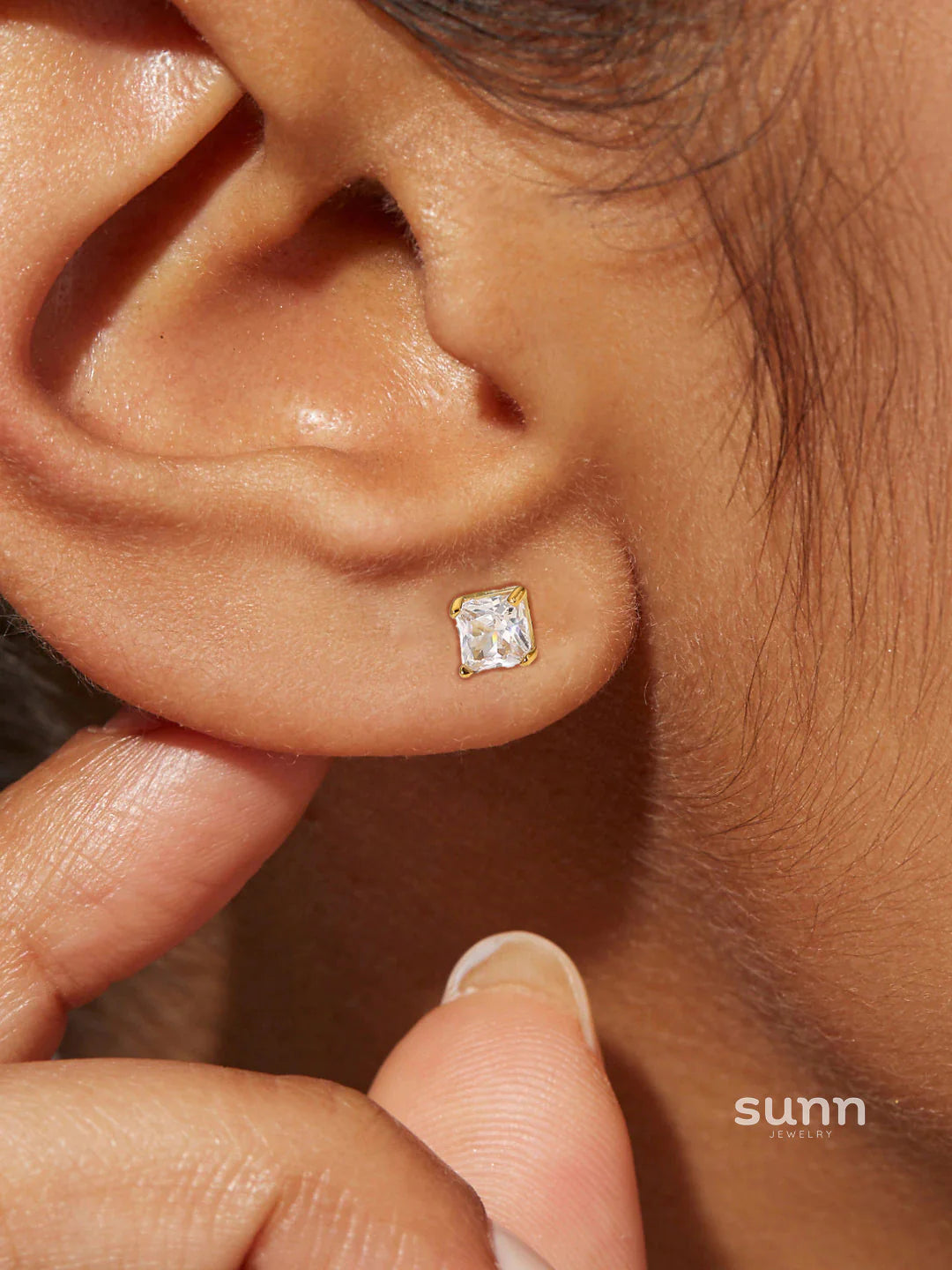 Evette Square Zircon Stud Earrings