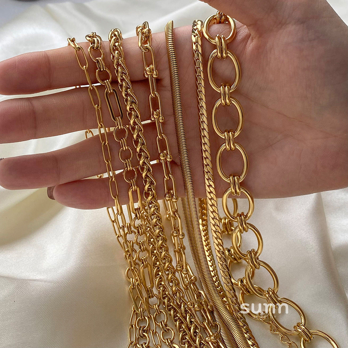 Evey Layered Chain Necklace [HMROCGK3]