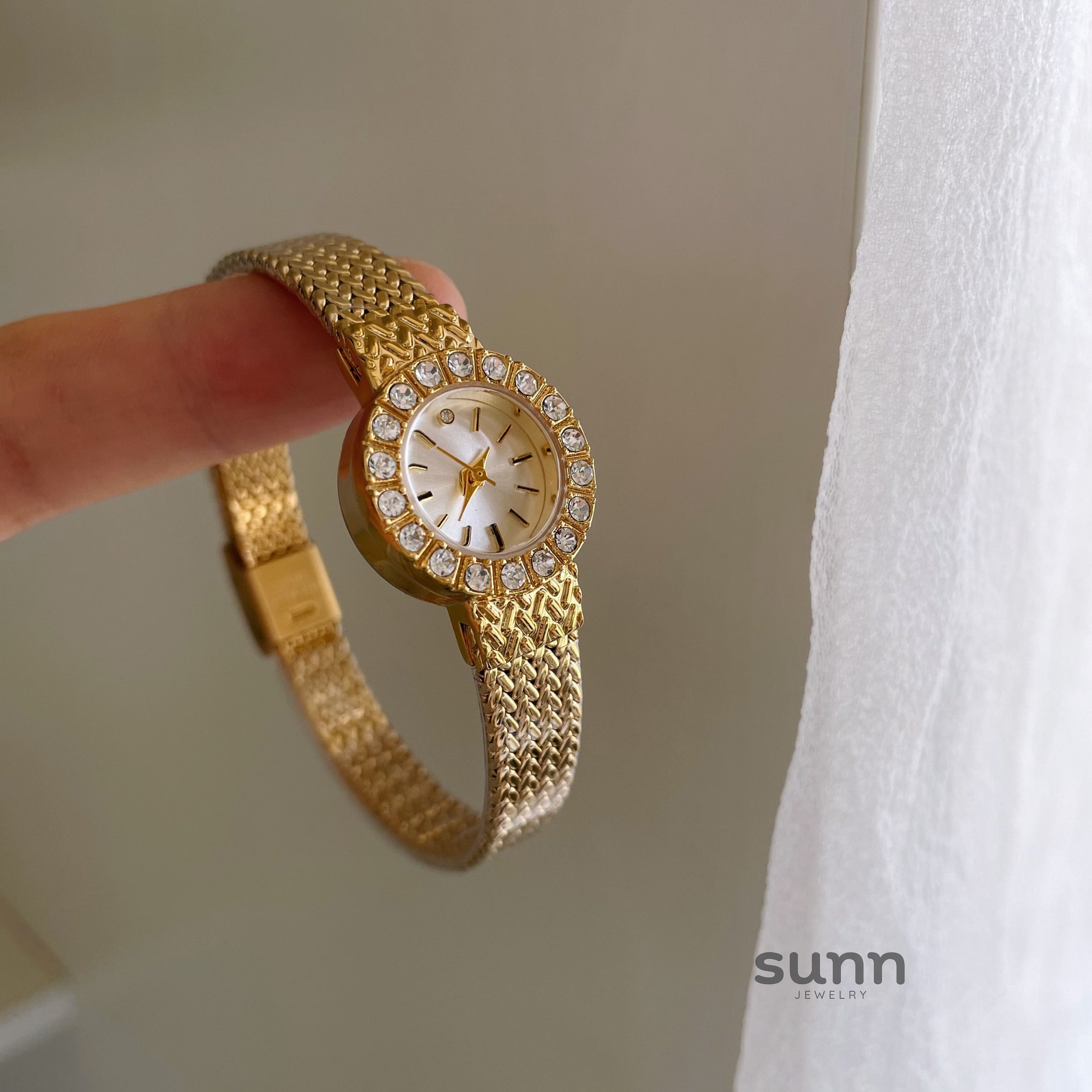 Evey Wheat Ear Petite Watch [A5T63QJL]