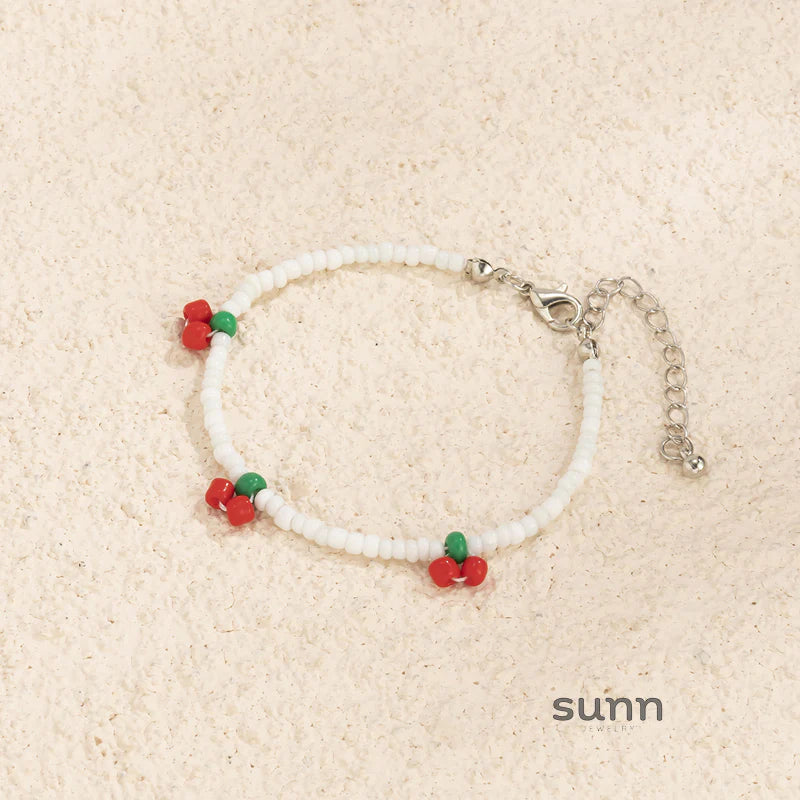 Evolet Bohemian Beaded Choker