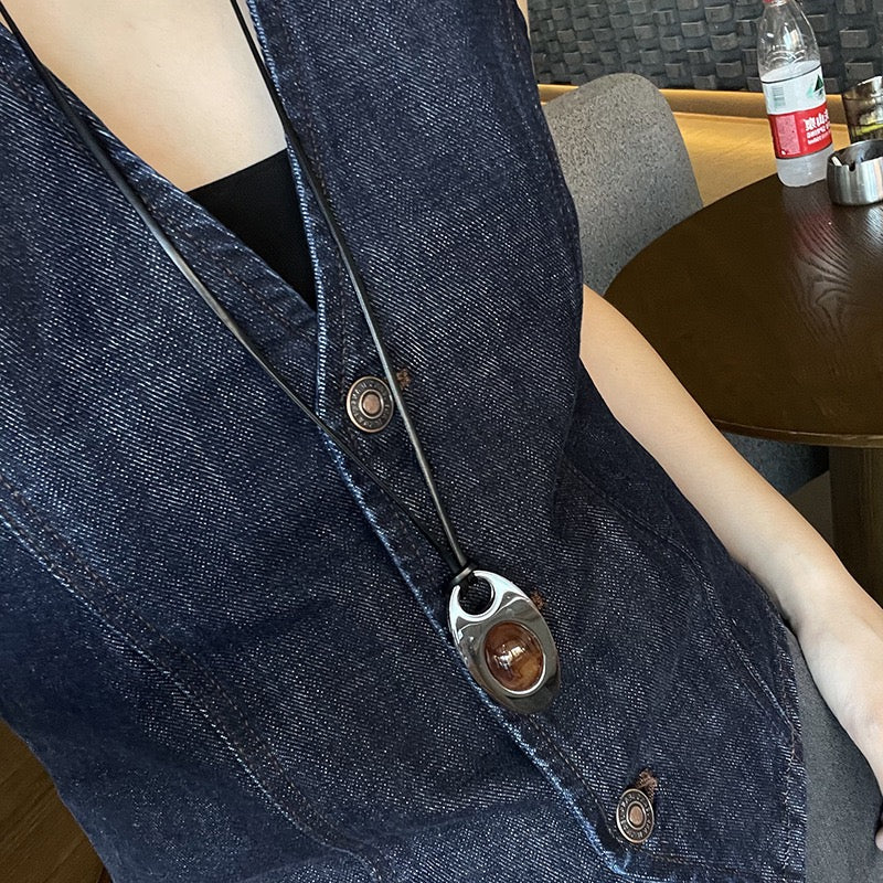 Ezra Oval Pendant Necklace [NVMQKQK9]