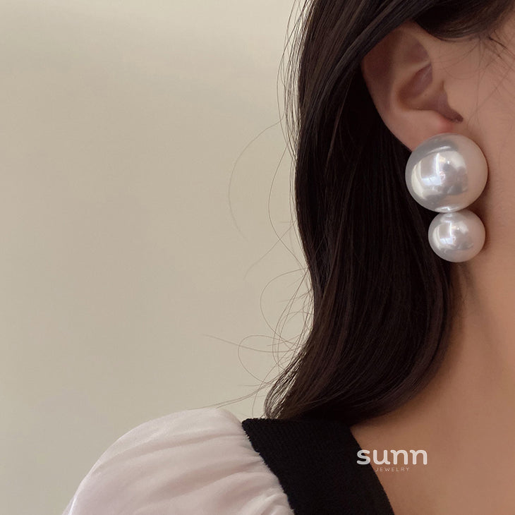 Ezra Pearl Drop Earrings [VTV0JRSB]