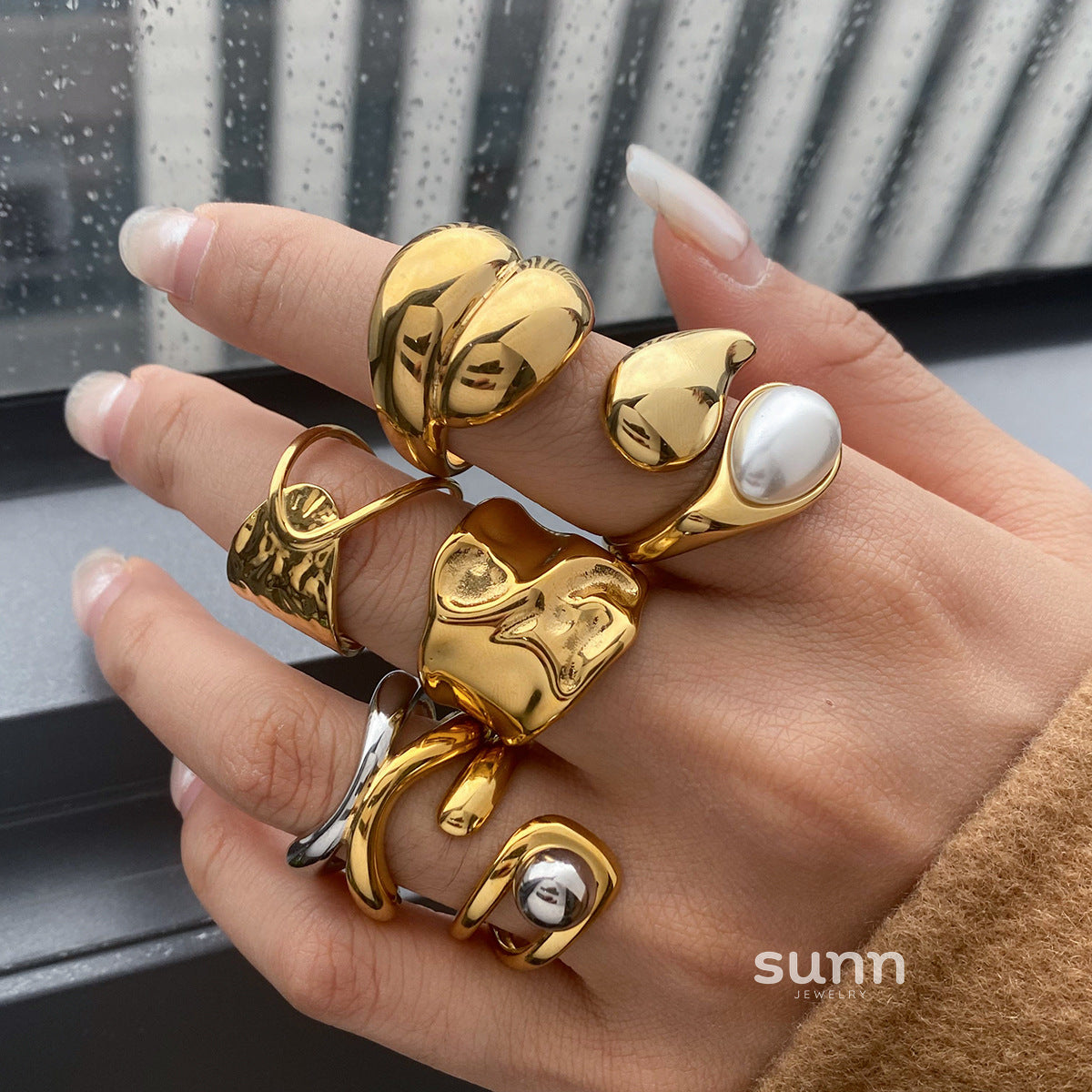 Ezrah Niche Steel Rings [N8TTA5LR]
