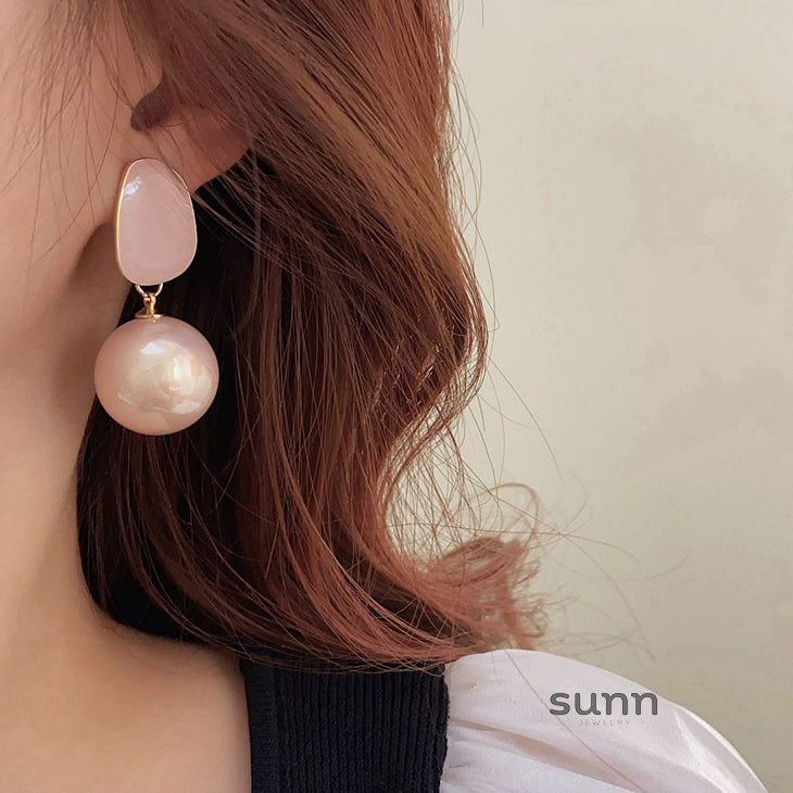 Ezrah Pearl Drop Earrings [HVMUA9W9]