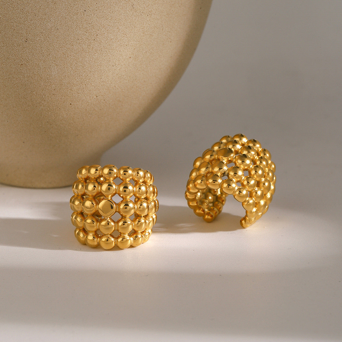 Faiga Honeycomb Ear Clip [0PT54GJL]
