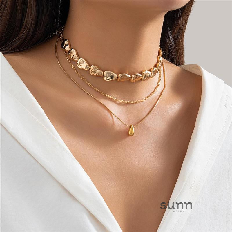 Faiga Sleek Droplet Necklace [718LK3SS]