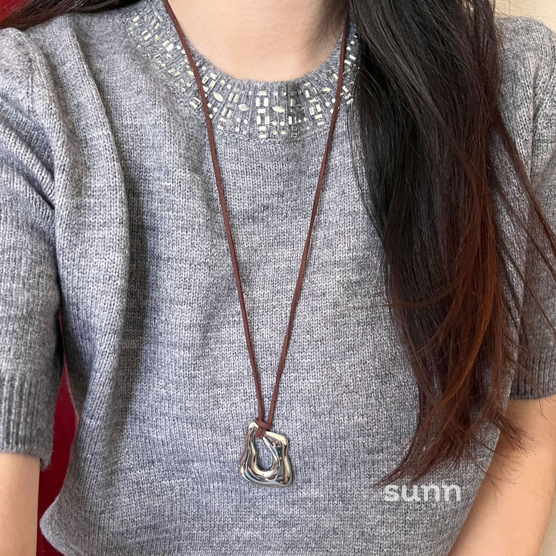 Faithlynn Abstract Leather Necklace [KWE2J1VT]