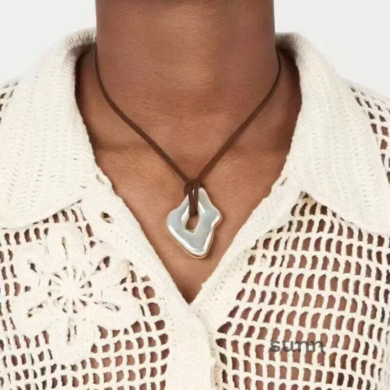 Faithlynn Abstract Leather Necklace [J2NLT7XA]