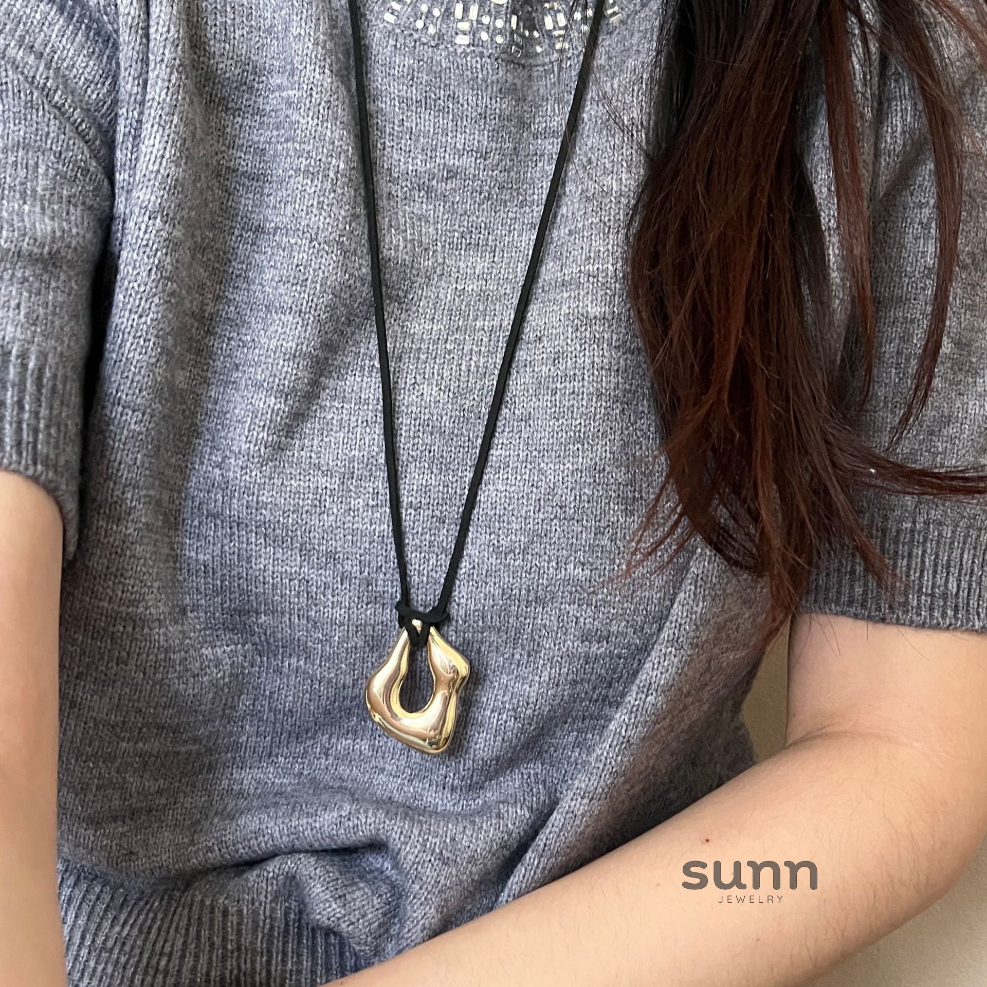 Faithlynn Abstract Leather Necklace [7S2KMCQ6]