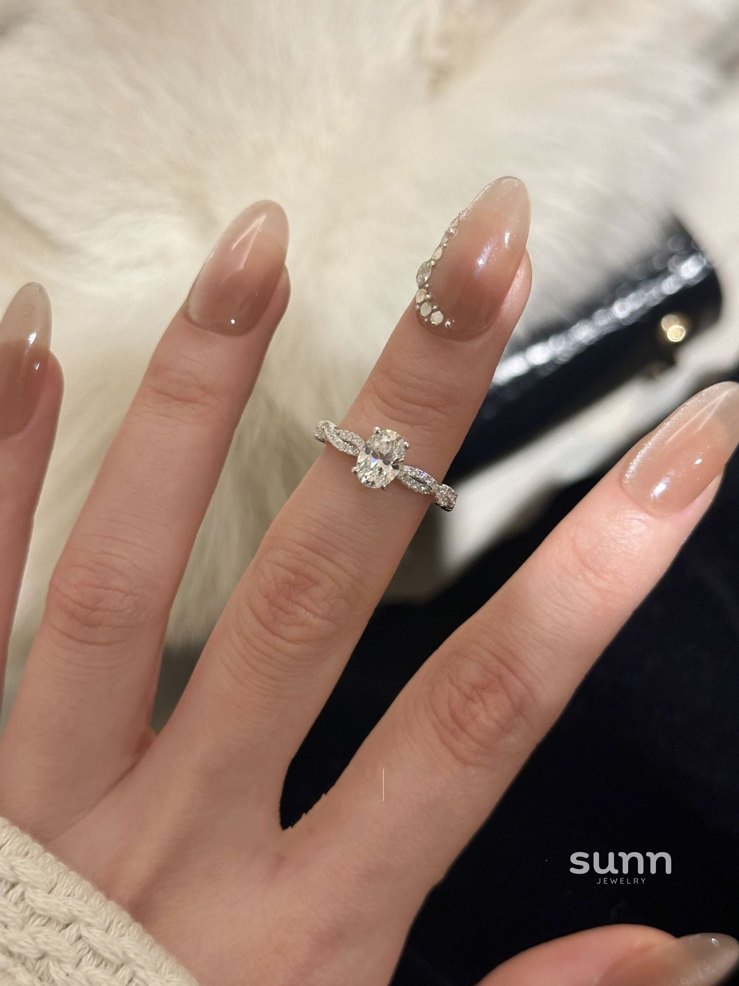 Faithlynn Twirl Diamond Ring [C3IW39NX]