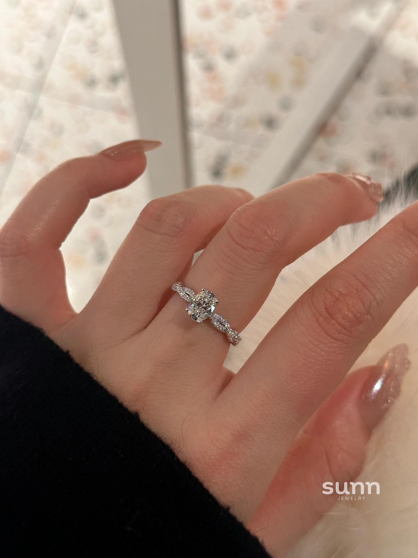 Faithlynn Twirl Diamond Ring [2M0Z29QP]