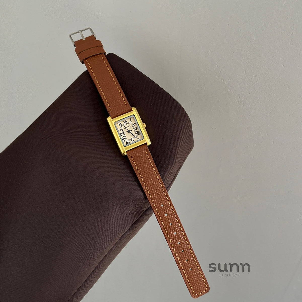 Faiza Retro Square Watch [MDZBPAGH]