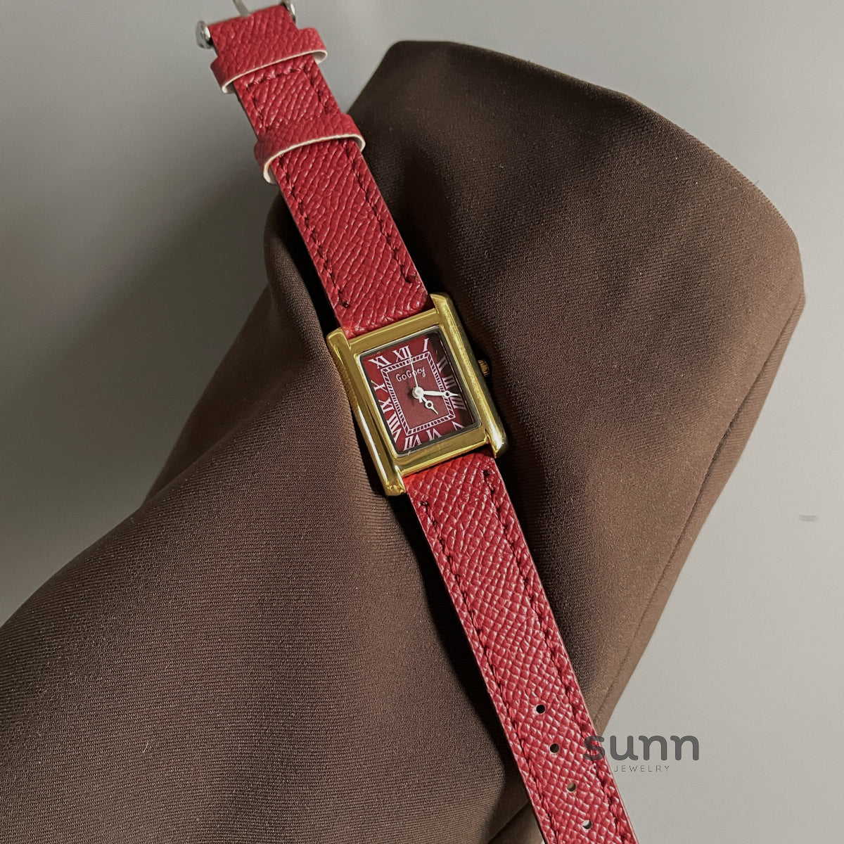 Faiza Retro Square Watch [I8QZP8GU]