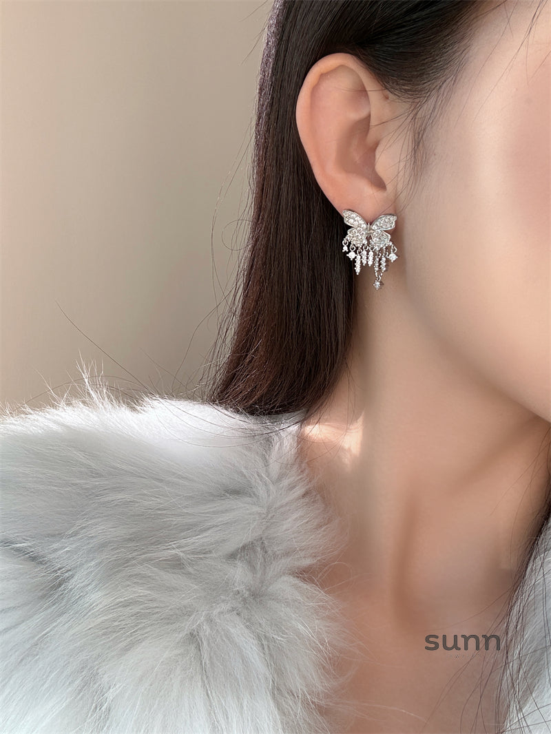 Faiza Zircon Butterfly Drop Earrings [86ZICEVG]