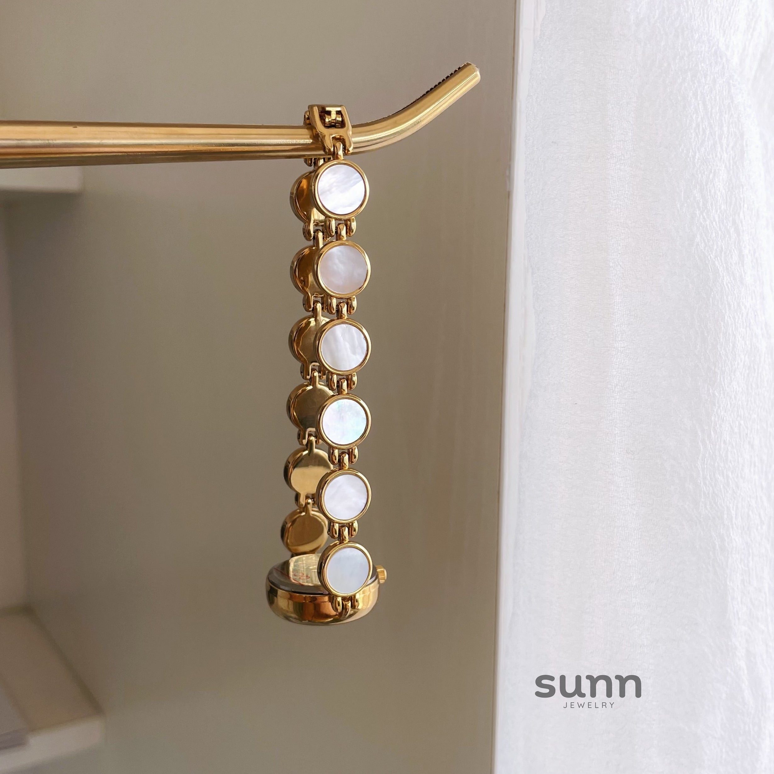 Fallon Fritillaria Bracelet Watch [M0IM26RS]