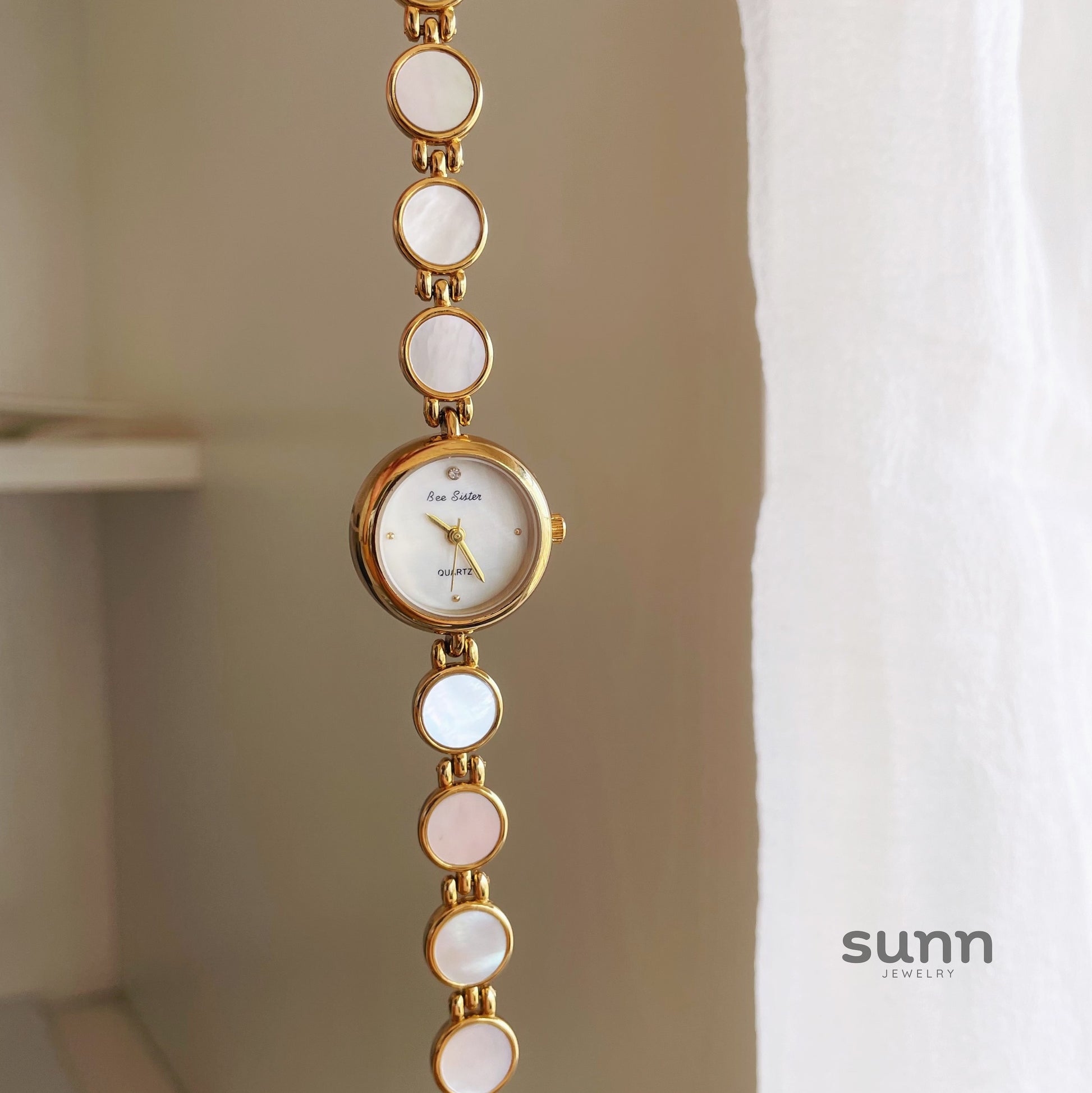 Fallon Fritillaria Bracelet Watch [TNUHEQI3]