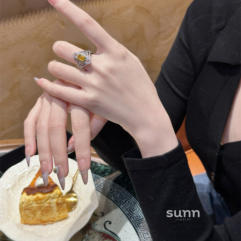 Falynn Radiant Rhombus Ring [ANHBPFFV]