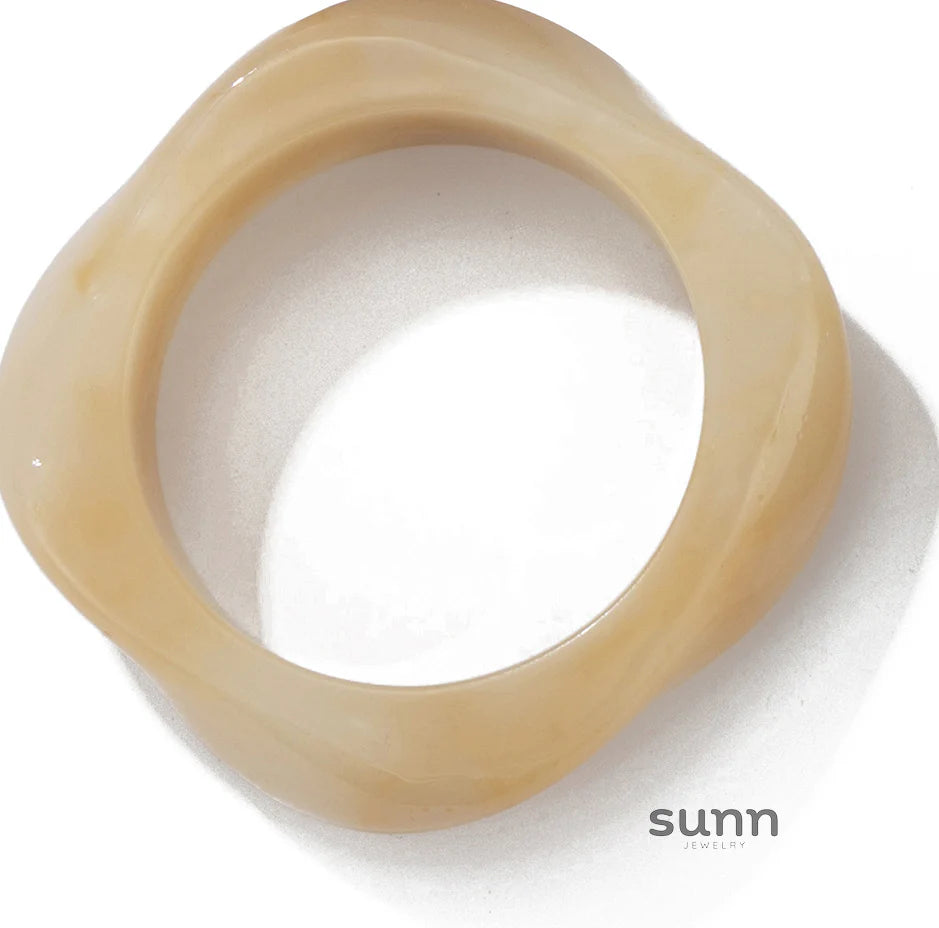 Fannie Sculptural Acrylic Cuff