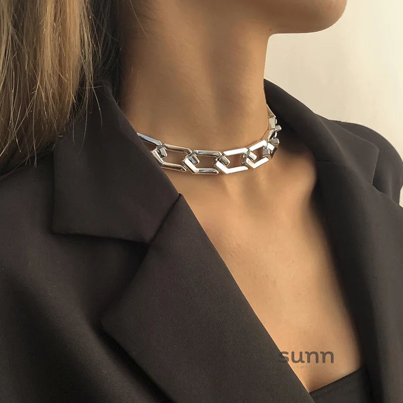 Farrah Minimalist O-Ring Necklace