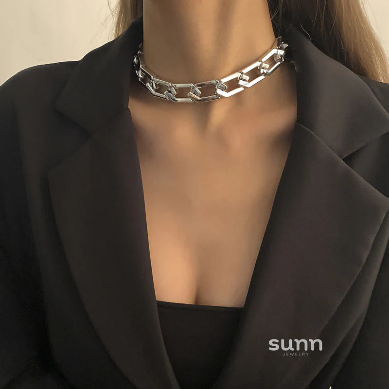 Farrah Minimalist O-Ring Necklace