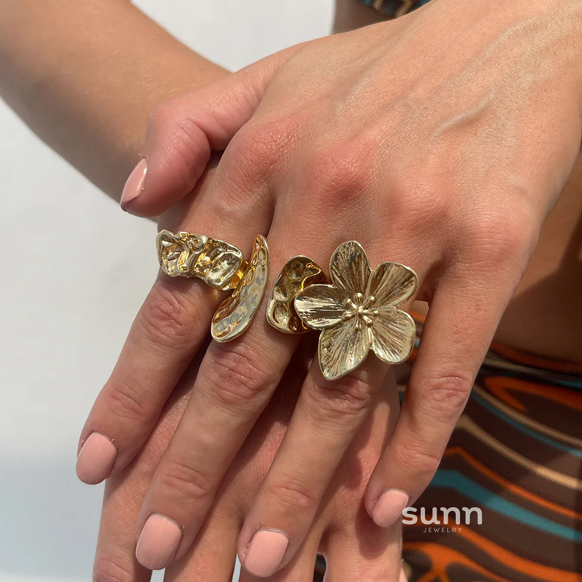 Fatimah Bloom & Teardrop Ring Trio