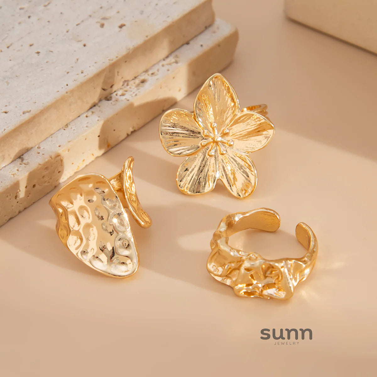 Fatimah Bloom & Teardrop Ring Trio