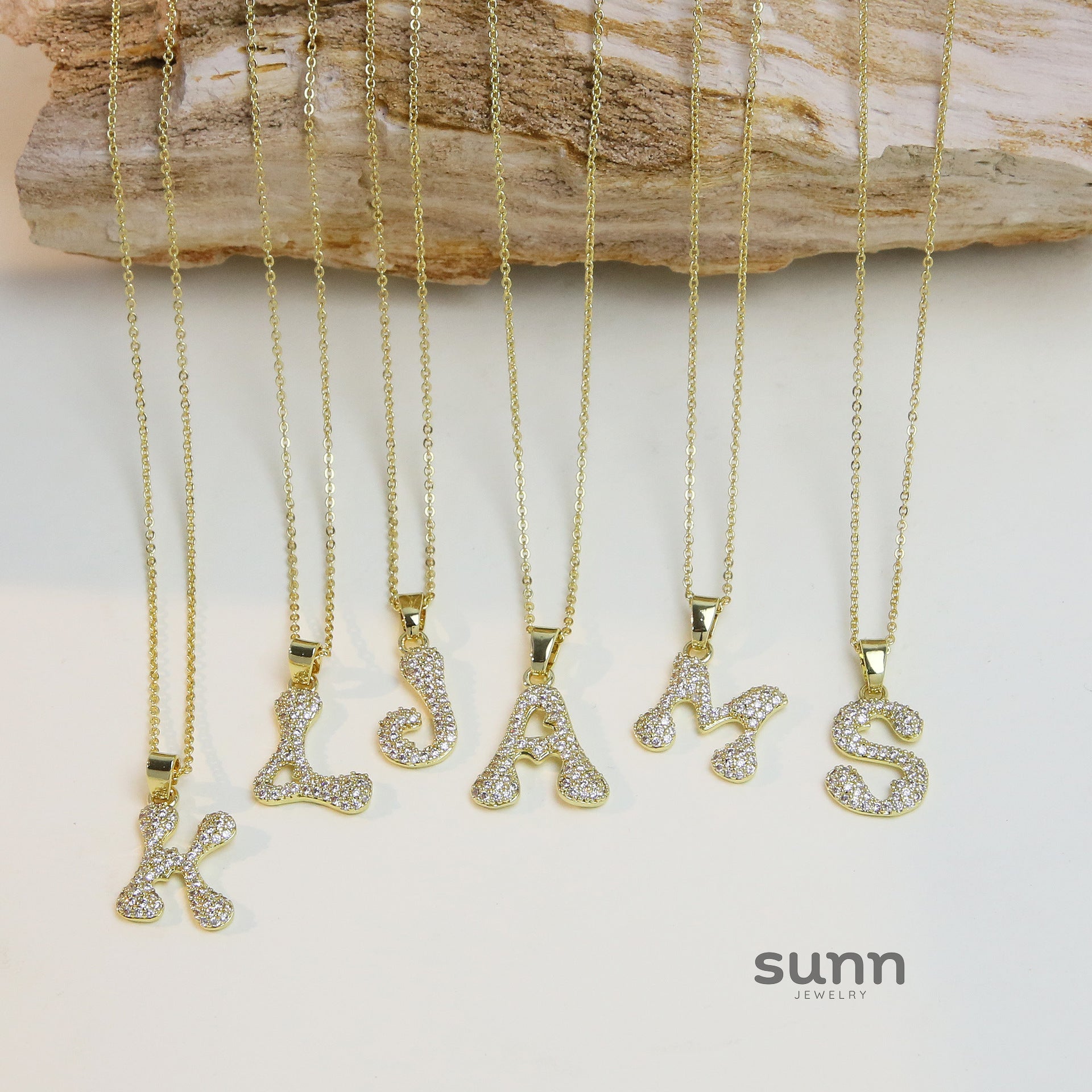 Fatou Bubble Initial Necklace [83HRXYG7]