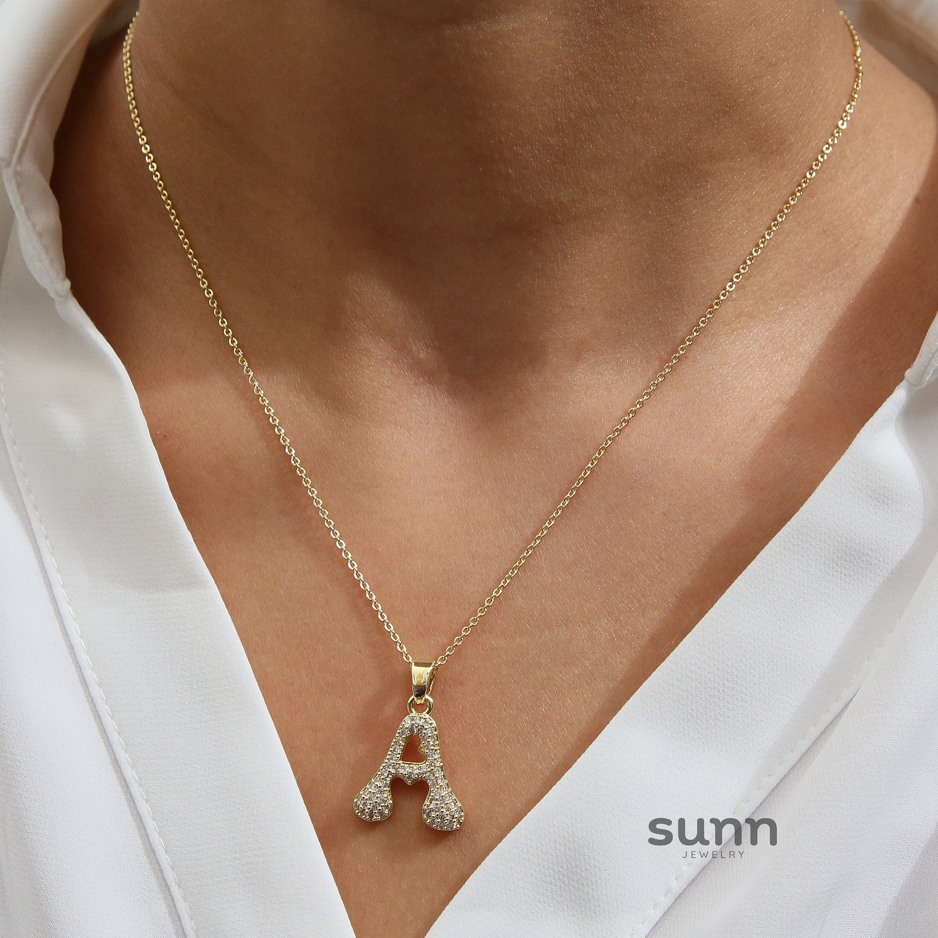 Fatou Bubble Initial Necklace [Z81X928N]