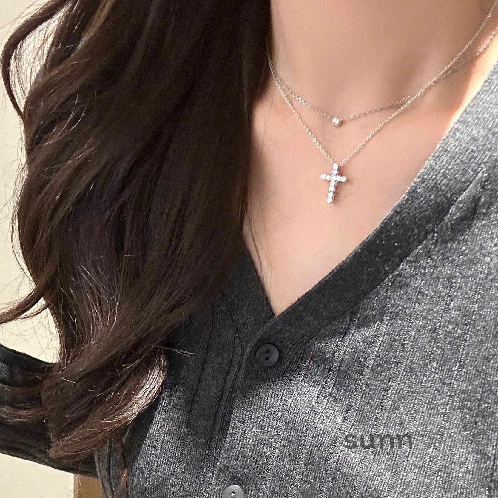 Faustina Dainty Cross Necklace [GG44OMBW]