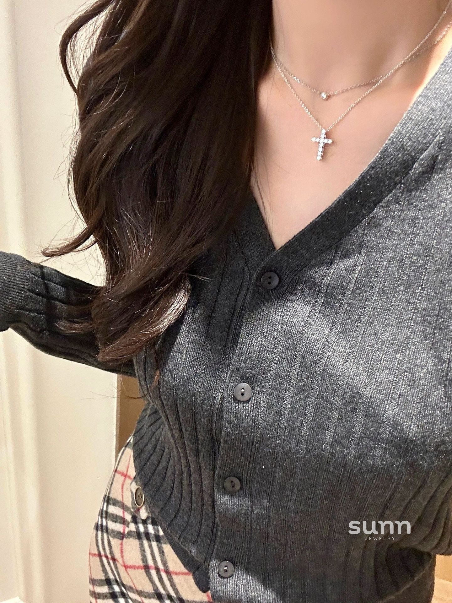 Faustina Dainty Cross Necklace [FL7C222I]
