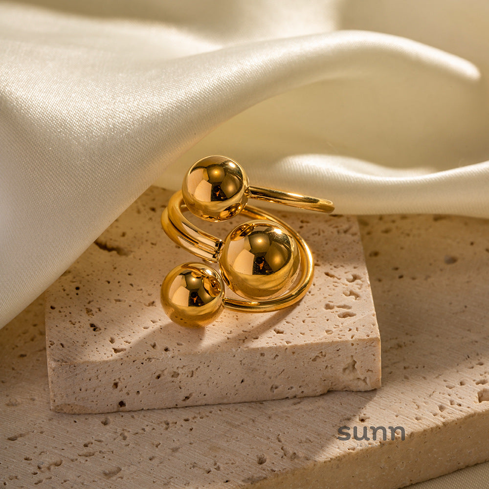 Faustina Triple Sphere Ring [UTL9E71N]