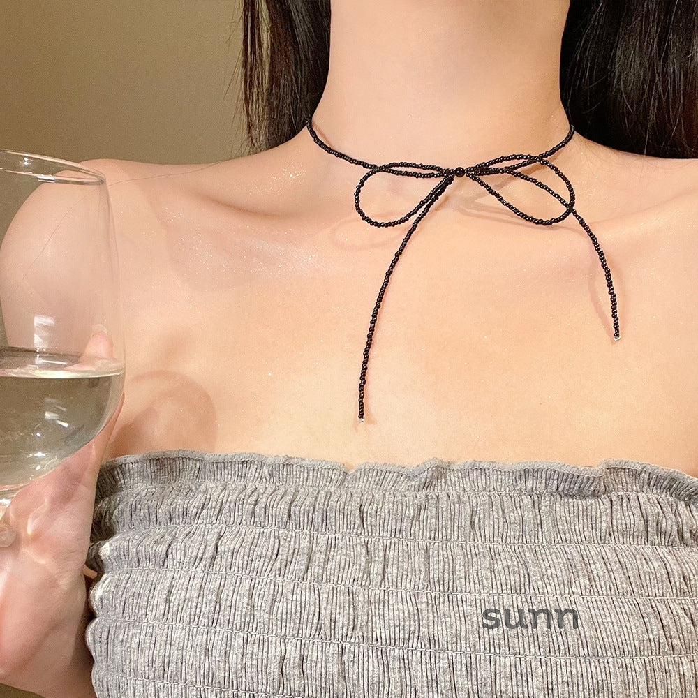Faye Crystal Bow Choker Necklace [A179TLL9]