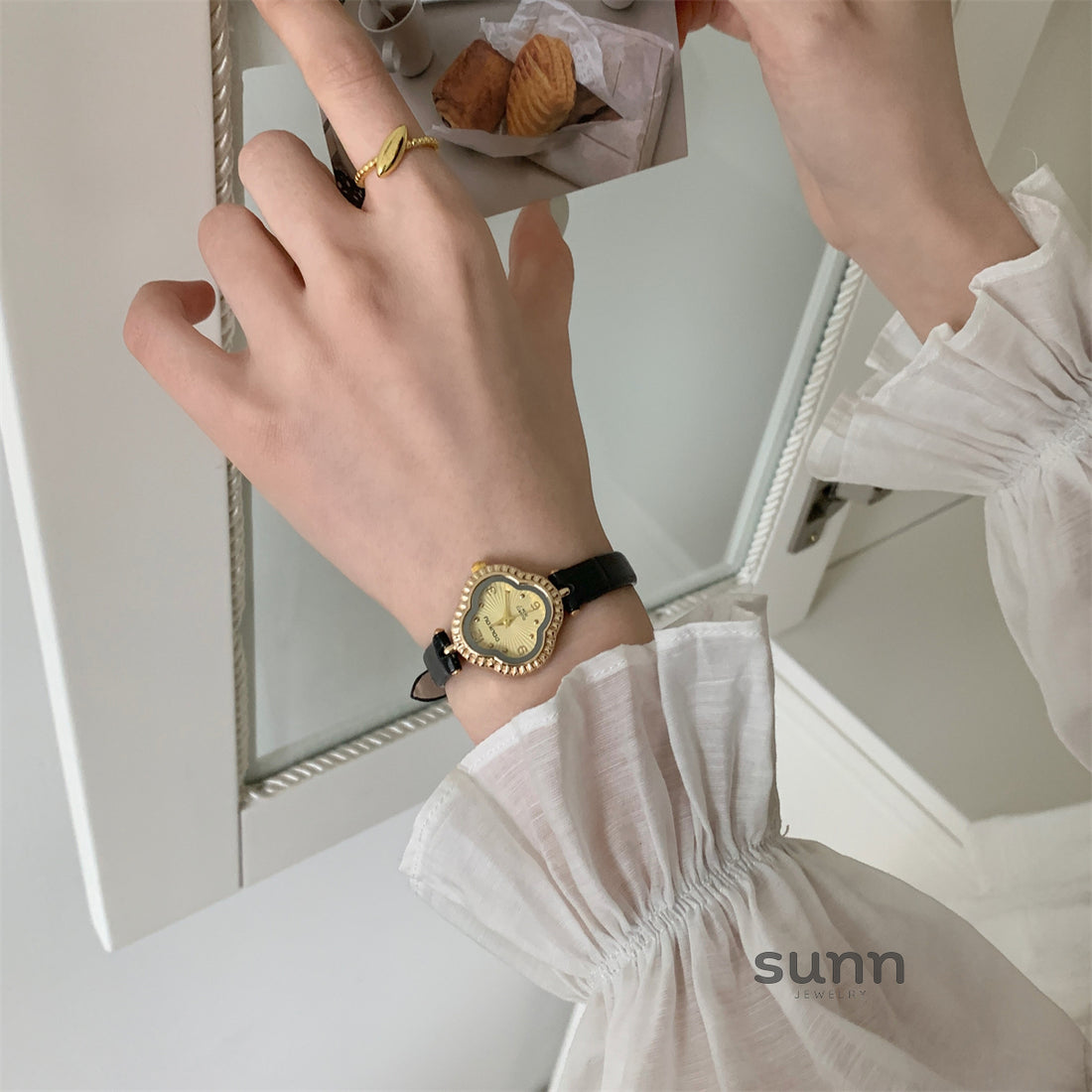Faye Four-Leaf Clover Watch [8USXQ9AE]